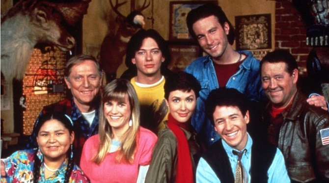 Un medico tra gli orsi, un altro classico della tv potrebbe tornare (con lo stesso cast)