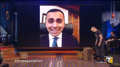 Propaganda Live insegna come mettere davvero i politici ‘alla lavagna’