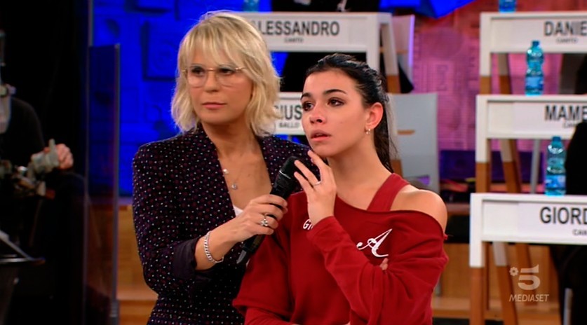 Amici 18, puntata sabato 15 dicembre 2018: Giusy eliminata, Atene perde ancora, Marco Carta ospite