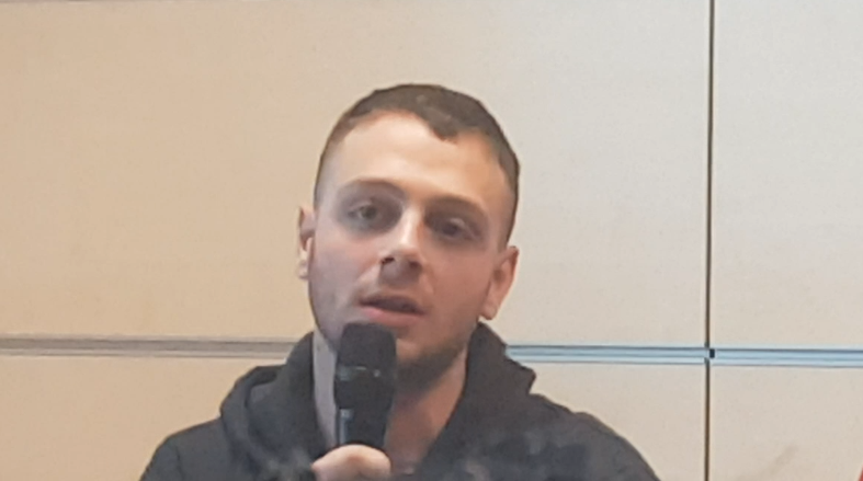 Anastasio risponde alle polemiche sui like a Trump, Salvini e Casapound