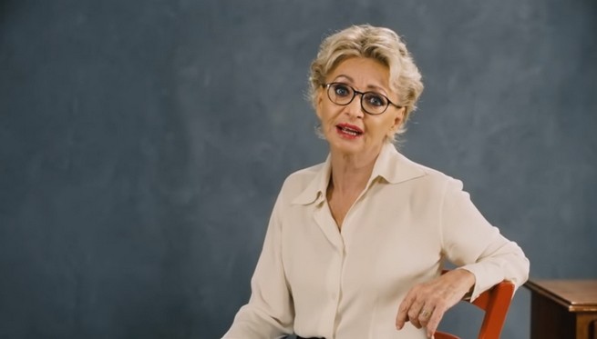 Rai e Mediaset sospendono spot con Enrica Bonaccorti su risarcimenti per malasanità