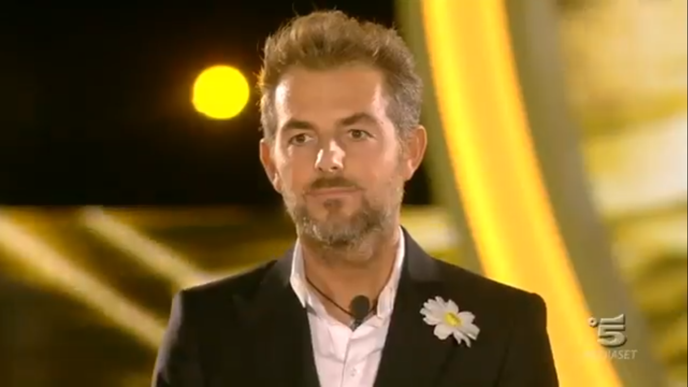 È successo in TV – 4 dicembre 2017: Daniele Bossari vince il Grande Fratello VIP 2 (video)