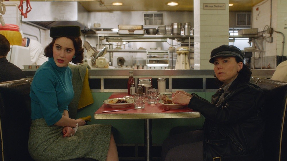 The Marvelous Mrs. Maisel: “Una comicità senza tempo adatta a tutti” il cast presenta la seconda stagione