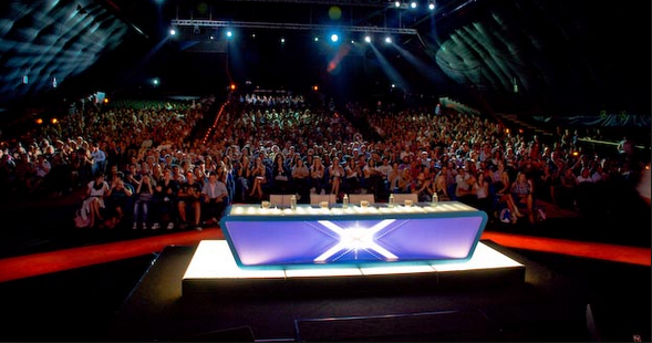 X Factor 13 – Manuel Agnelli e Fedez non ci saranno? Chi resta e chi potrebbe esserci in giuria?