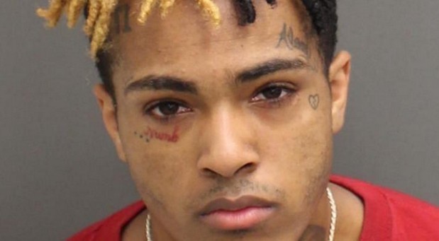 XXXTentacion: Skins, il primo disco postumo del rapper, uscirà il 7 dicembre. Nella tracklist anche una canzone con Kanye West