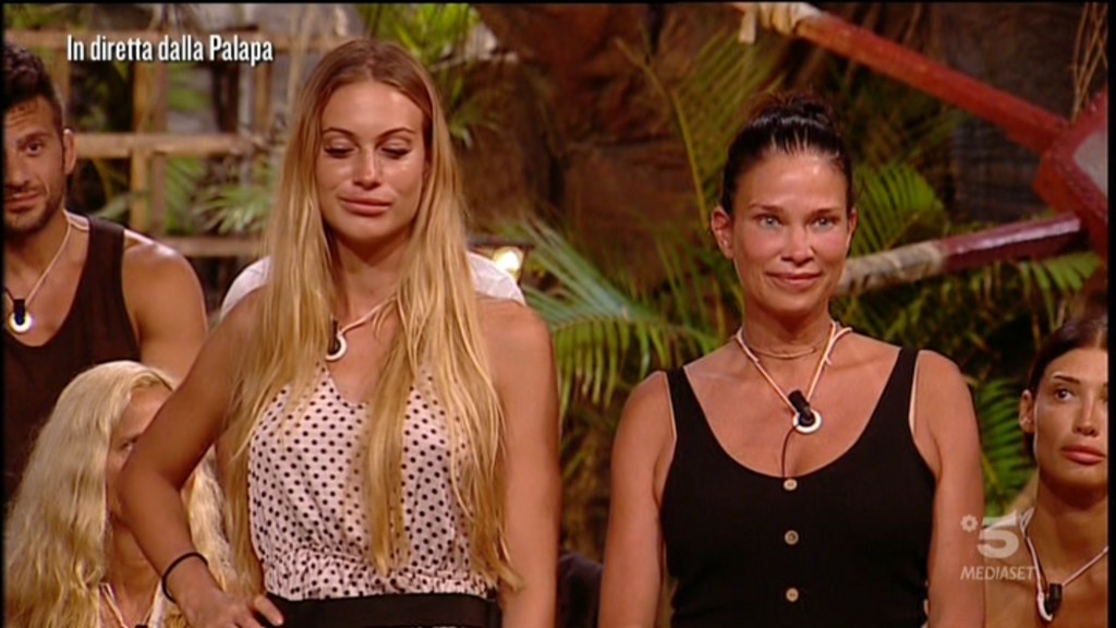 Taylor Mega è la prima eliminata dell’Isola Dei Famosi 2019