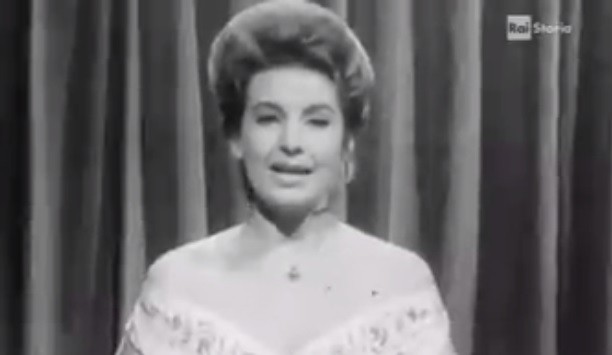 3 gennaio 1954, la storia di quel (finto) primo annuncio della televisione italiana