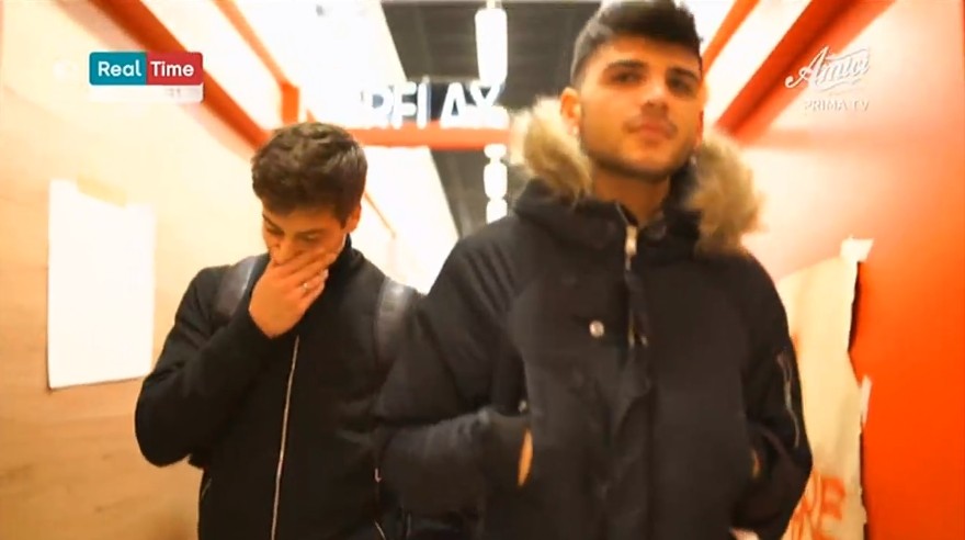 Amici 18, gli allievi dormono nella scuola occupata per protesta