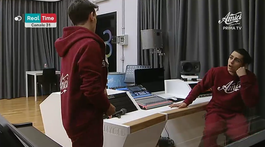Amici 18: Vincenzo, Mowgly, Miguel e Rafael si sfidano tra hip hop e classico