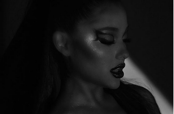 Ariana Grande parla del nuovo album e rivela la data del pre-order