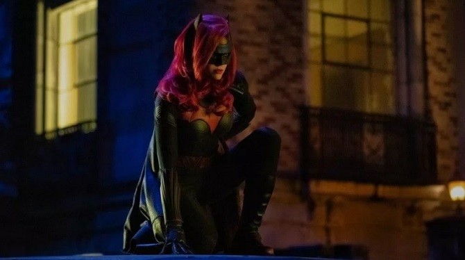 Batwoman la serie tv è sempre più vicina: The CW ordina il pilot