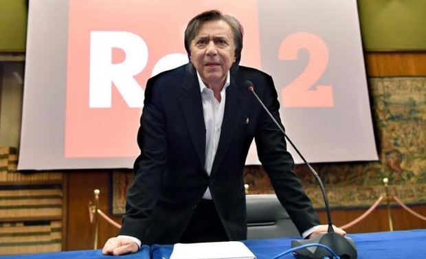 Rai 2, Carlo Freccero: “The Voice? Lo studio c’è, si andrà in onda il 9 aprile. Luttazzi? C’è un progetto per l’autunno”