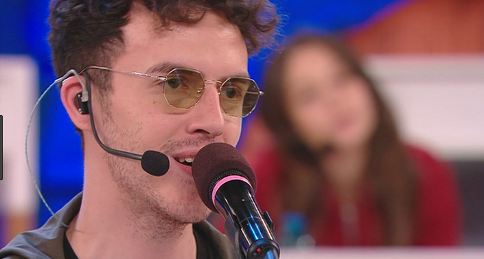 Amici 18, Mameli, Ci vogliamo bene: testo della canzone