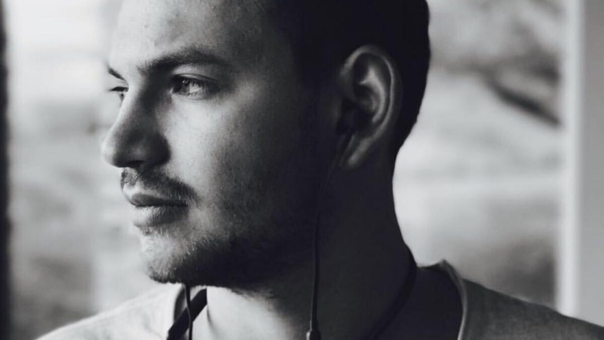 Paolo Antonacci a Blogo: “Scrivo per gli altri, così metto la mia musica davanti al mio nome”