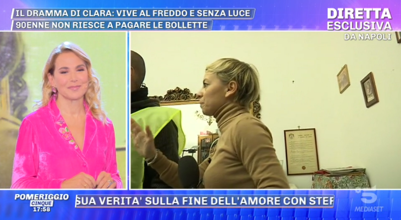 Pomeriggio 5, Barbara d’Urso e il collegamento “impossibilitato” per aiutare la 90enne Clara (video)