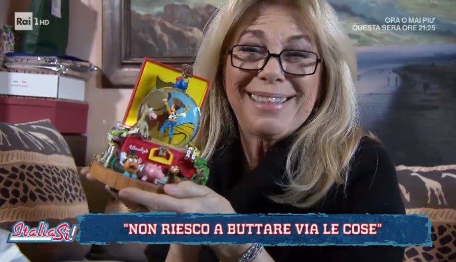 Rita Dalla Chiesa e la palla di Toy Story. A Italia Sì il ricordo “silenzioso” di Fabrizio Frizzi