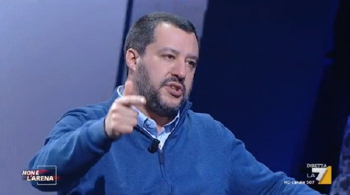 Non è l’Arena, Salvini contro Fazio: “Poverino, guadagna poco. Bisognerebbe aumentargli lo stipendio”