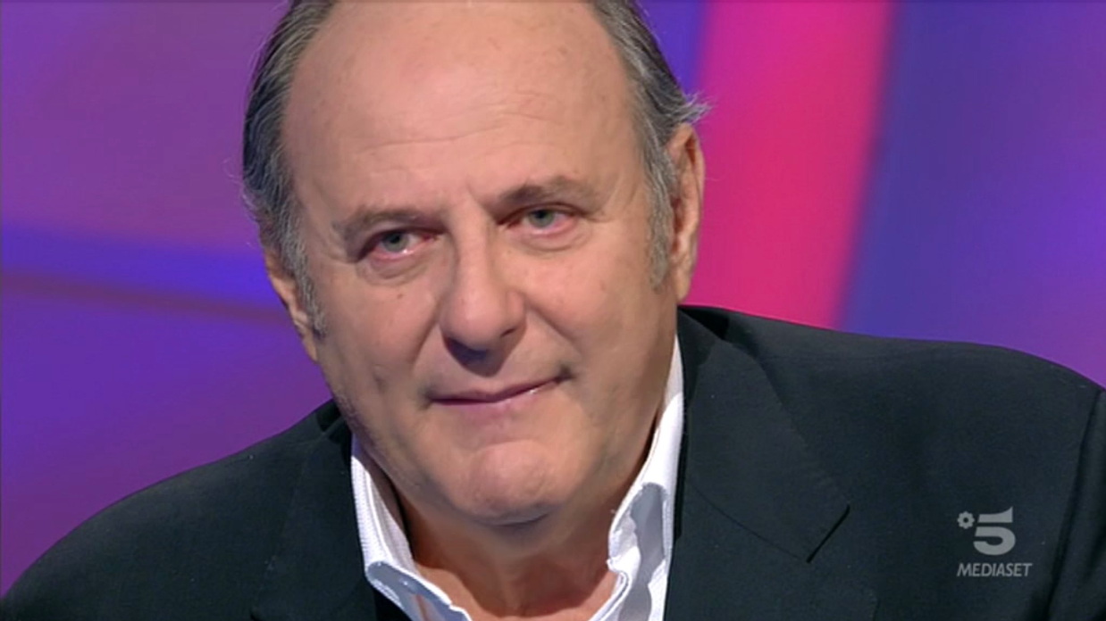 C’è Posta Per Te, Gerry Scotti piange per il padre scomparso (video)