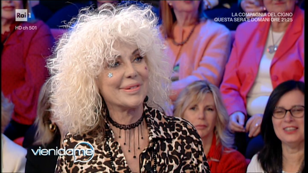 Donatella Rettore conferma a Vieni da me: “Sarò una maestra di Ora o mai più”