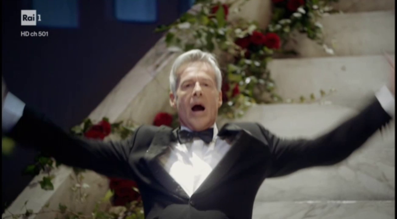 Sanremo 2019, promo:  la scalinata di Claudio Baglioni