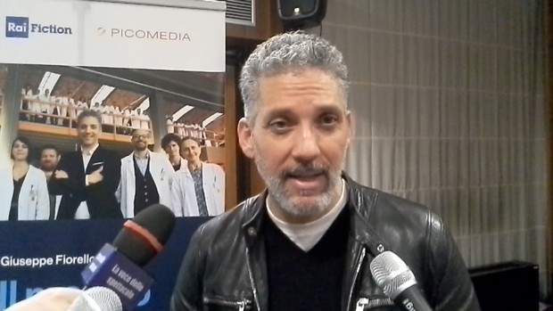 Il mondo sulle spalle, Giuseppe Fiorello a Blogo (Video)