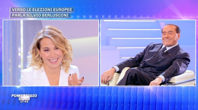 Silvio Berlusconi da Barbara d’Urso contro Sanremo 2019: “Canzoni tutte boiate” (VIDEO)