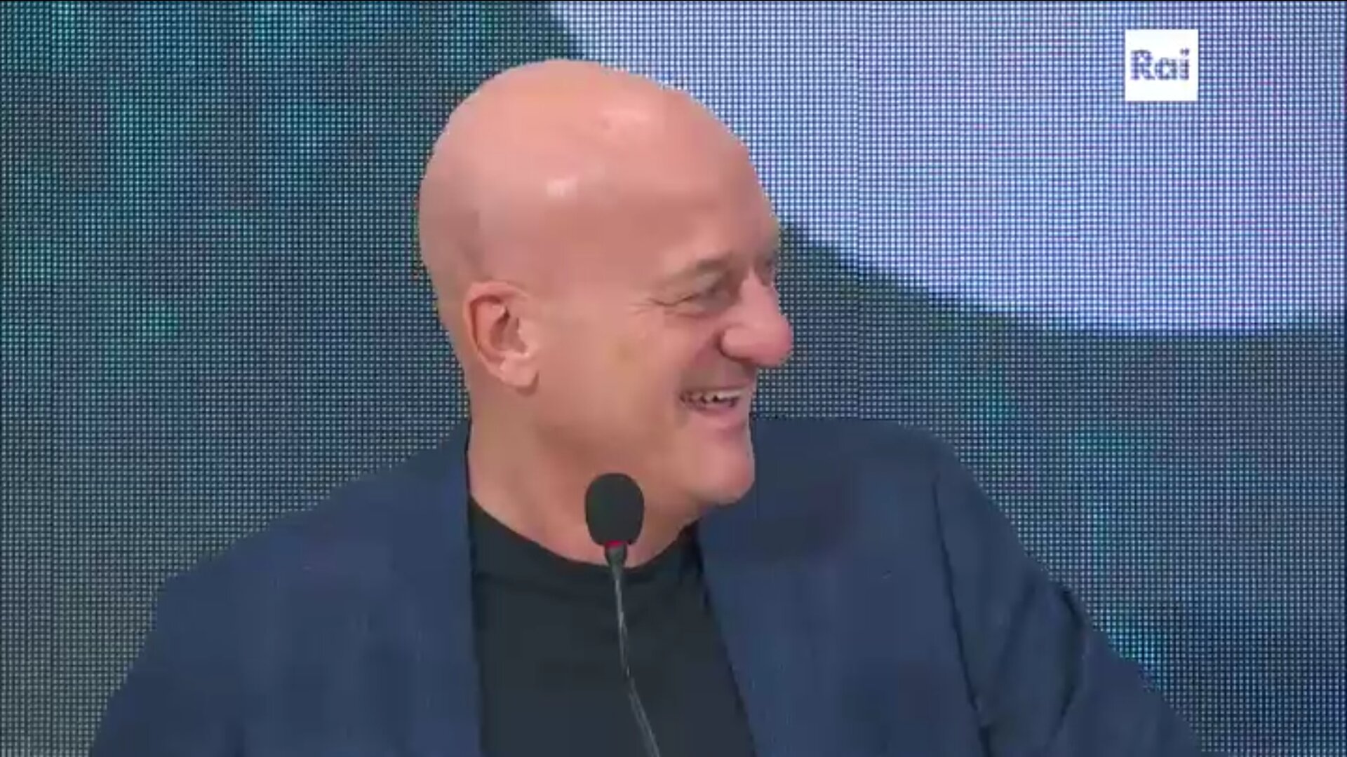 Sanremo 2019, autocritica dei conduttori. Bisio: “Chiedo agli autori di lasciarci più a briglia sciolta”