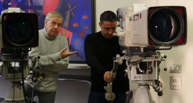Claudio Lippi a Blogo: “Rai doveva fermare L’Eredità per un anno. Vorrei Reazione a Catena”