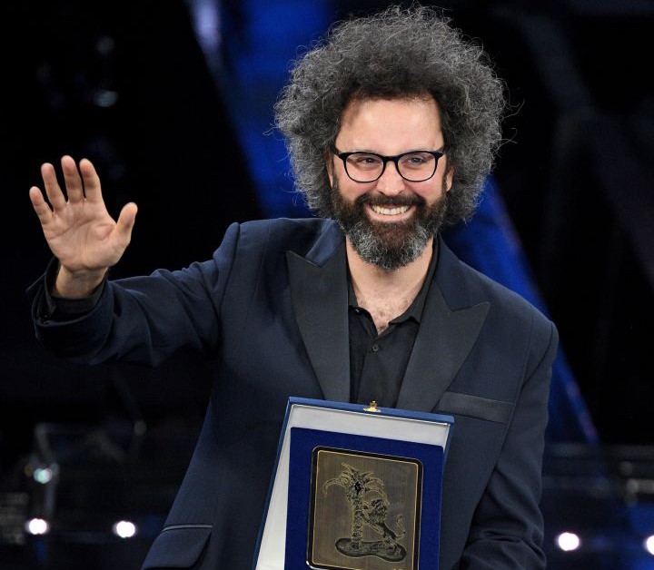 Sanremo 2019, anche Simone Cristicchi contesta le votazioni: “Ero primo, il meccanismo va rivisto”. Ma primo non lo è mai stato…
