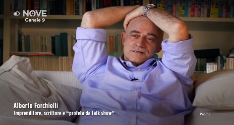 Fratelli di Crozza torna live su Nove il 22 febbraio: nella nuova parodia è Alberto Forchielli (VIDEO)