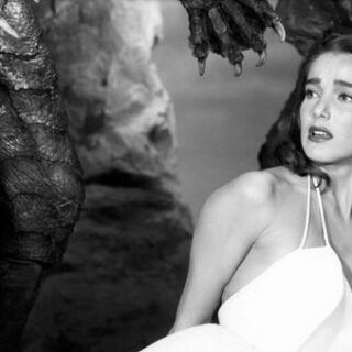 e-morta-julie-adams-lattrice-de-il-mostro-della-laguna-nera-2