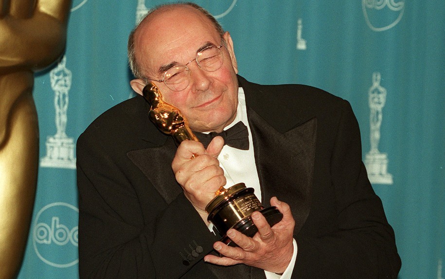 E’ morto Stanley Donen, regista di “Cantando sotto la pioggia” e “7 spose per 7 fratelli”