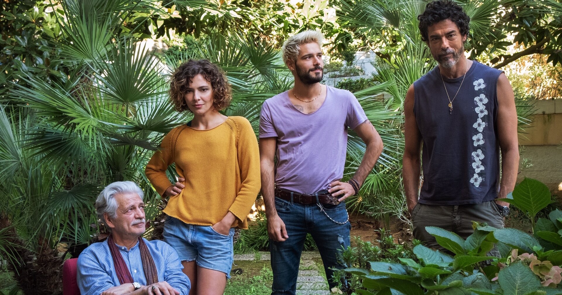 Croce e Delizia, la recensione: commedia che abbatte omofobia e pregiudizi con la forza dei sentimenti