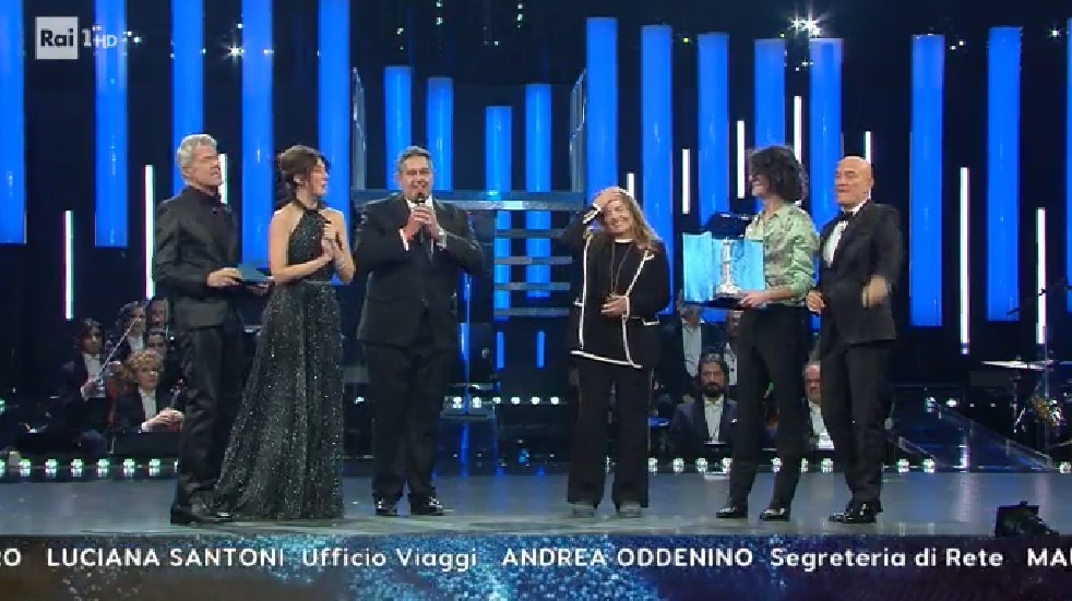 Sanremo 2019, fischi in sala per la vittoria del duetto di Motta e Nada