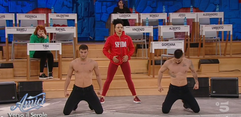 Amici 2019, Valentina vince la sfida con Ayoub