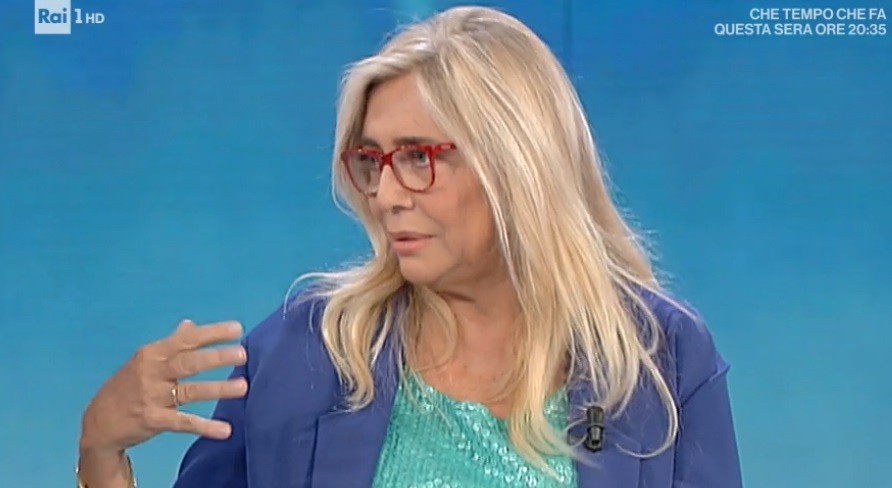 Domenica In, Mara Venier celebra le conduttrici di Sanremo e ‘dimentica’ Simona Ventura