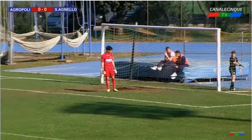 Telecronista tv contro l’arbitro donna: “E’ uno schifo vedere le donne che arbitrano… è una cosa inguardabile” (VIDEO)