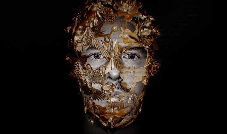 Alexander McQueen – Il genio della moda: trailer italiano del documentario al cinema dal 10 al 13 marzo