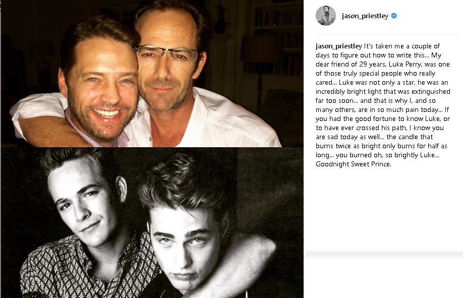 Luke Perry è morto, Jason Priestley rompe il silenzio e cita Amleto: “Buonanotte dolce principe”