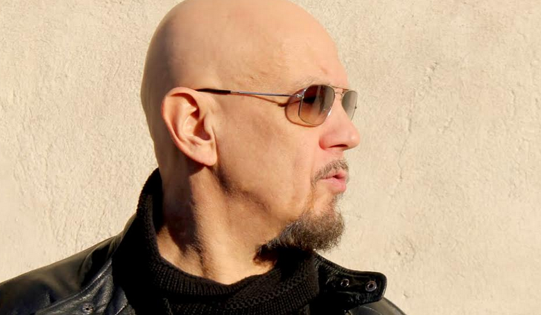 Enrico Ruggeri, Come lacrime nella pioggia: testo e audio della canzone