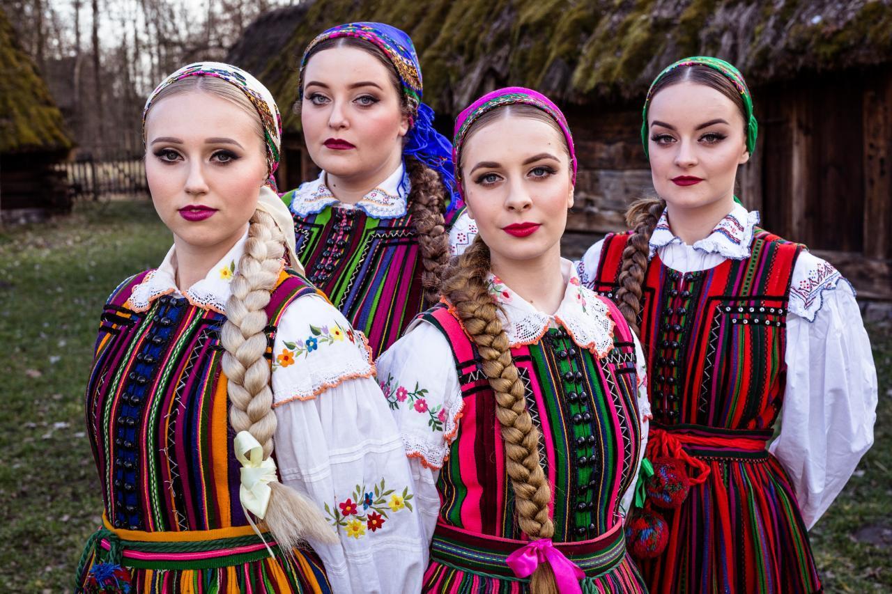 Eurovision Song Contest 2019, Polonia: Fire of Love di Tulia (testo, traduzione, significato)
