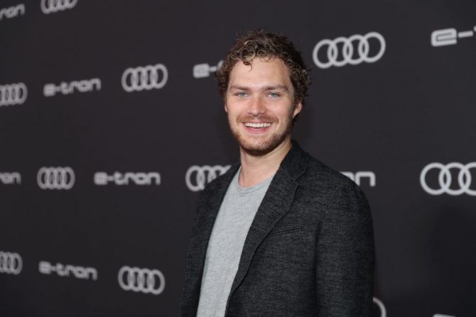 Iron Fist Finn Jones sostituito da Tom Payne come protagonista del pilot Fox Prodigal Son con Micheal Sheen