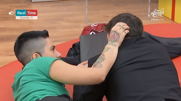 Amici 18, Alessandro deluso per la mancata assegnazione del punto bonus: “Mi spiace non essere apprezzato…”