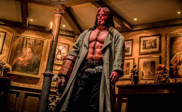 Hellboy: foto e locandine italiane del reboot