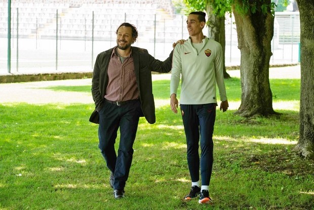 Il Campione: trailer e poster del film con Stefano Accorsi e Andrea Carpenzano