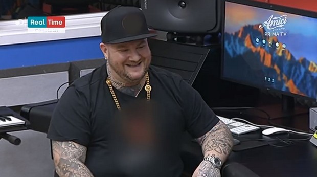 Amici 18, Jake La Furia incontra gli allievi: “Alessandro è stato la nostra mascotte, cercavamo di rapirlo dalla famiglia!”