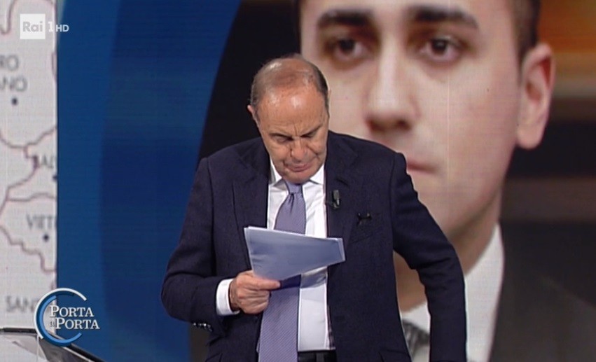 A Porta a porta la concorrenza non si nomina. Nessun riferimento a Del Debbio e Mentana