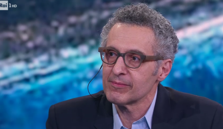 Che tempo che fa, John Turturro è Guglielmo ne “Il nome della rosa”: “E’ un uomo di fede con la forza della conoscenza”