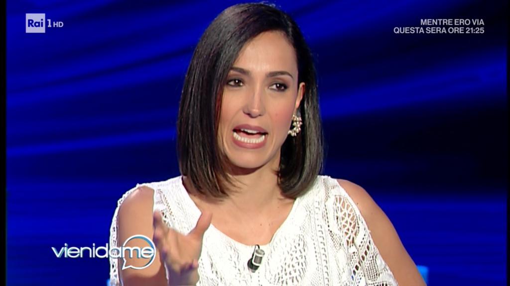Vieni da me, gaffe di Caterina Balivo su Vladimir Luxuria “opinionista donna”