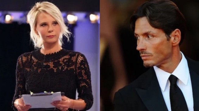 Amici 18, Maria De Filippi fa cantare tanti auguri agli allievi per Pier Silvio Berlusconi
